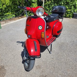VESPA P 200 E