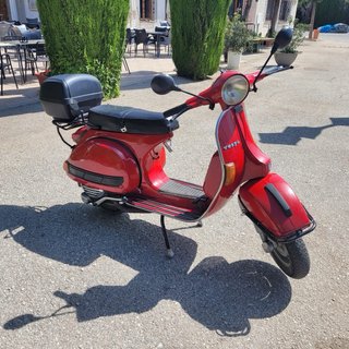 VESPA P 200 E