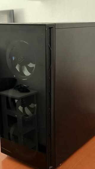 PC Sobremesa Negro