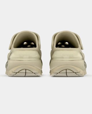 Crocs mega crush