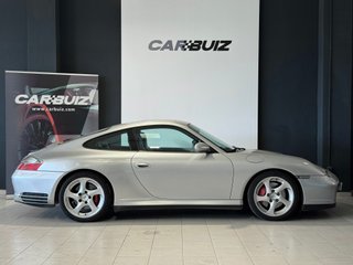 Porsche 911 Carrera 4S Coupe - 2003