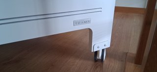 Cama de bebé com grades - como nova!