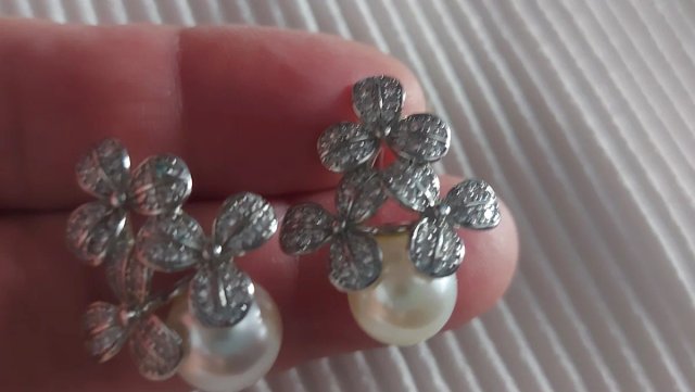 Pendientes Novia Flores Perla  color Plata