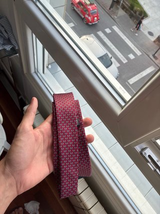 Corbata Hermes Morada y Roja
