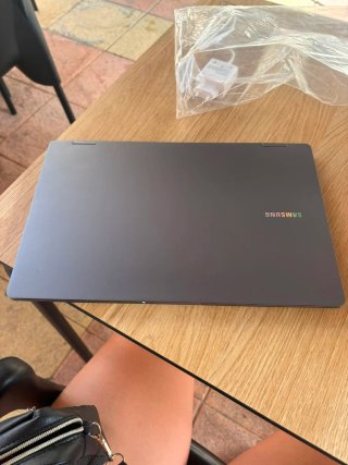 Samsung Convertible Laptop - New, No Box