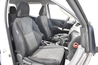 Nissan Navara DOBLE CABINA 2.3 DCI 4X4 190 CV