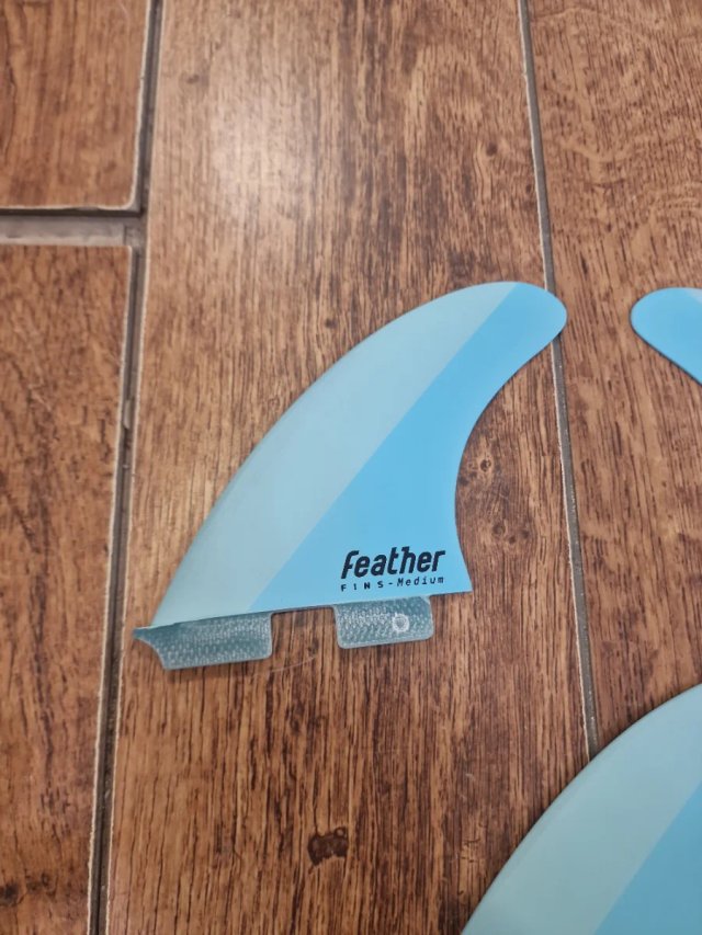 Quillas Feather Talla M (65-80kg)