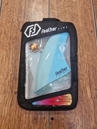 Quillas Feather Talla M (65-80kg)