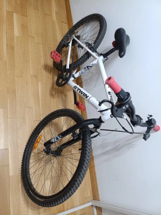 Bicicleta Btwin Rockrider 24 pulgadas