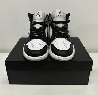 Nike Air Jordan 1 Mid Bianco/Nero/Grigio Chiaro
