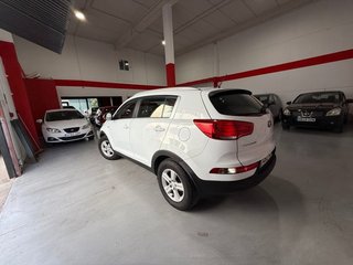 Kia Sportage 1.6 GDi 135 CV Basic 4x2 KIA SPORTAGE 1.6 GDI 135 CV 4X2