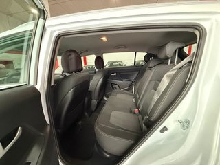 Kia Sportage 1.6 GDi 135 CV Basic 4x2 KIA SPORTAGE 1.6 GDI 135 CV 4X2