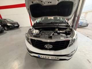 Kia Sportage 1.6 GDi 135 CV Basic 4x2 KIA SPORTAGE 1.6 GDI 135 CV 4X2