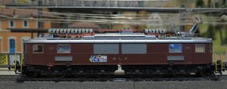 Locomotora BLS Ae 6/8 208 Edición 75 Años
