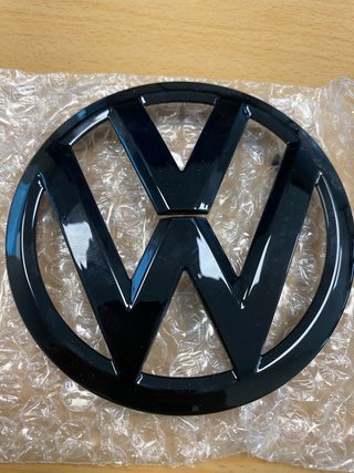 Emblema VW Polo 11-13 Negro Brillante