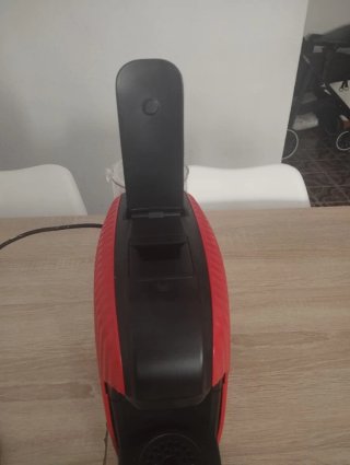 Cafetera Roja y Negra