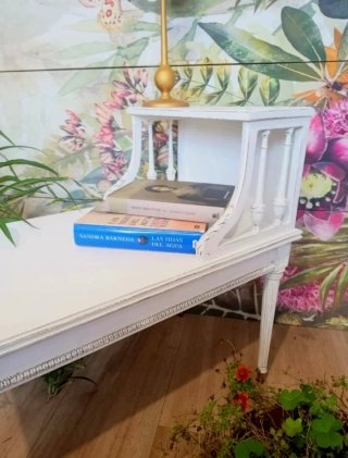 Mesa auxiliar madera blanca y gris