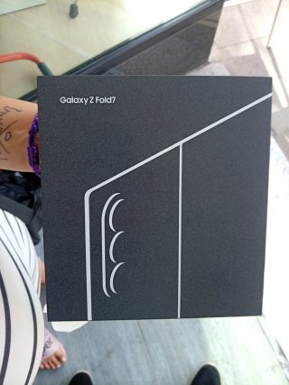 Samsung Galaxy Z Fold 7 Caja