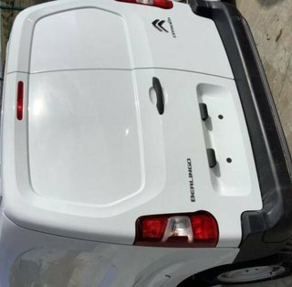 Moldura peugeot 00230111 partner furgon 5 2316985