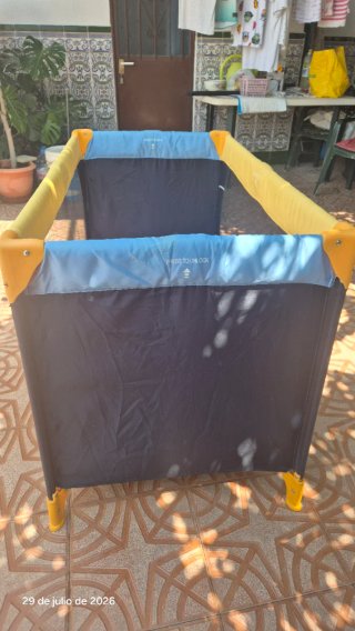 Cuna de viaje plegable