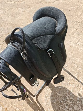 Silla de pony negra