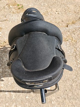 Silla de pony negra