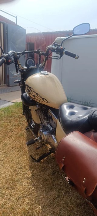 Xingling 250/negociable/replica exacta Yamaha vira