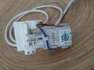 Fuente alimentación lavadora Indesit Whirlpool