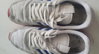 Zapatillas Adidas Blancas y Azules