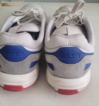 Zapatillas Adidas Blancas y Azules