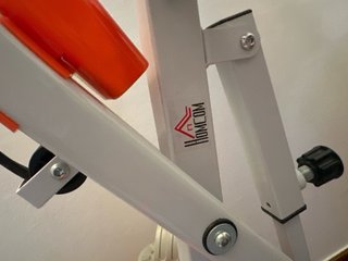 Bicicleta Estática Plegable HOMCOM con Respaldo