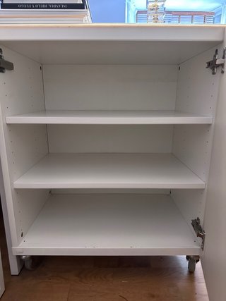 Aparador IKEA blanco brillo cristal y ruedas