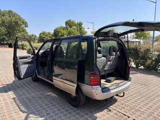 Nissan Serena 1998