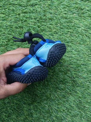 Escarpines para niños talla 23