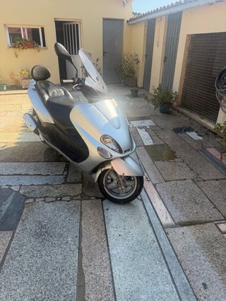 Yamaha Majesty 125 Plata 2004