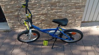 Bicicleta infantil azul