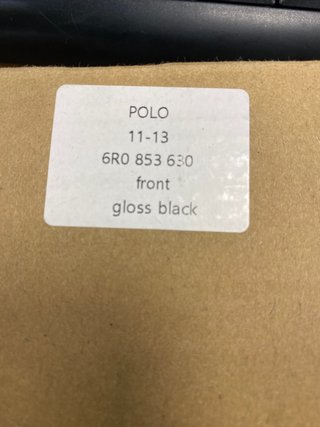 Emblema VW Polo 11-13 Negro Brillante