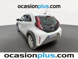 Toyota Aygo X Cross 1.0 VVT-I Play 53 kW (72 CV)