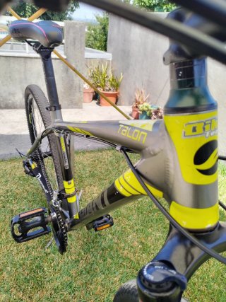 Bicicleta Giant Talon 27.5