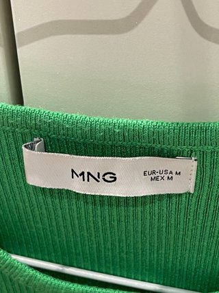 Camiseta Mango verde corta Talla M