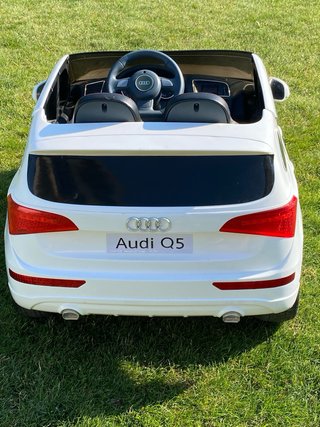 Coche eléctrico Audi Q5 para niños