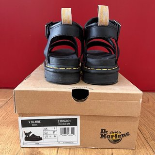 Sandali Dr. Martens Vegani