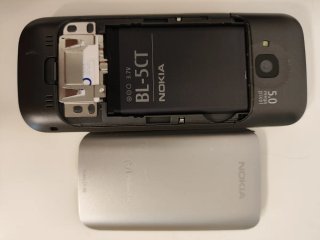 Nokia C5-00 Movistar y cargador