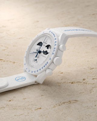 Omega x Swatch MoonSwatch Mission to the Moonphase
