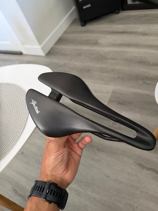 Sillín ciclismo Selle Italia Alpitude 140