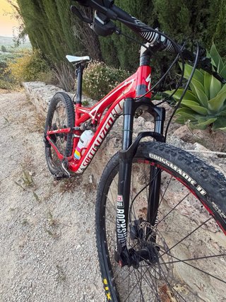 Bicicleta doble suspensión specialized
