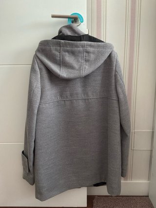 Abrigo paño gris con capucha