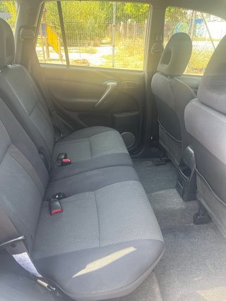 Toyota RAV4 2005