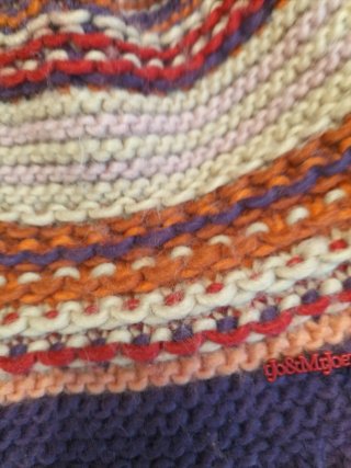 Gorro y bufanda de lana multicolor