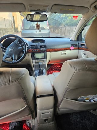 Toyota Avensis 2005